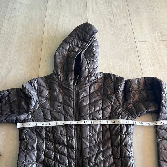 The North Face Womans Thermoball Jacket Gray size XS Mid Length Parka Hooded - Picture 3 of 9